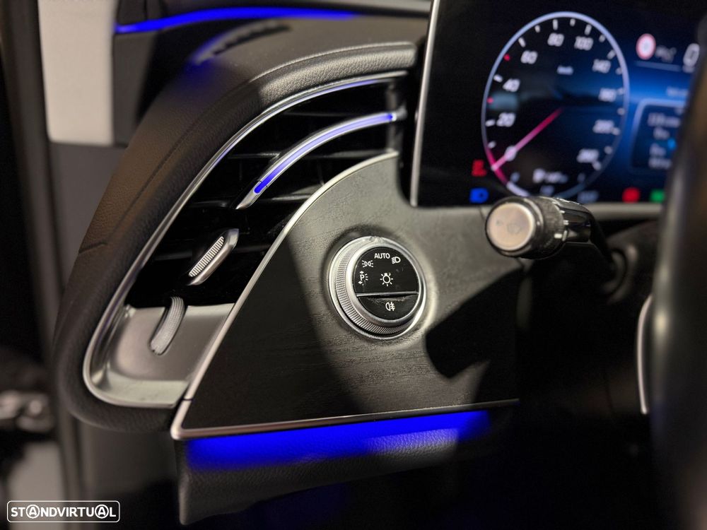 Mercedes-Benz E 300 de - 21