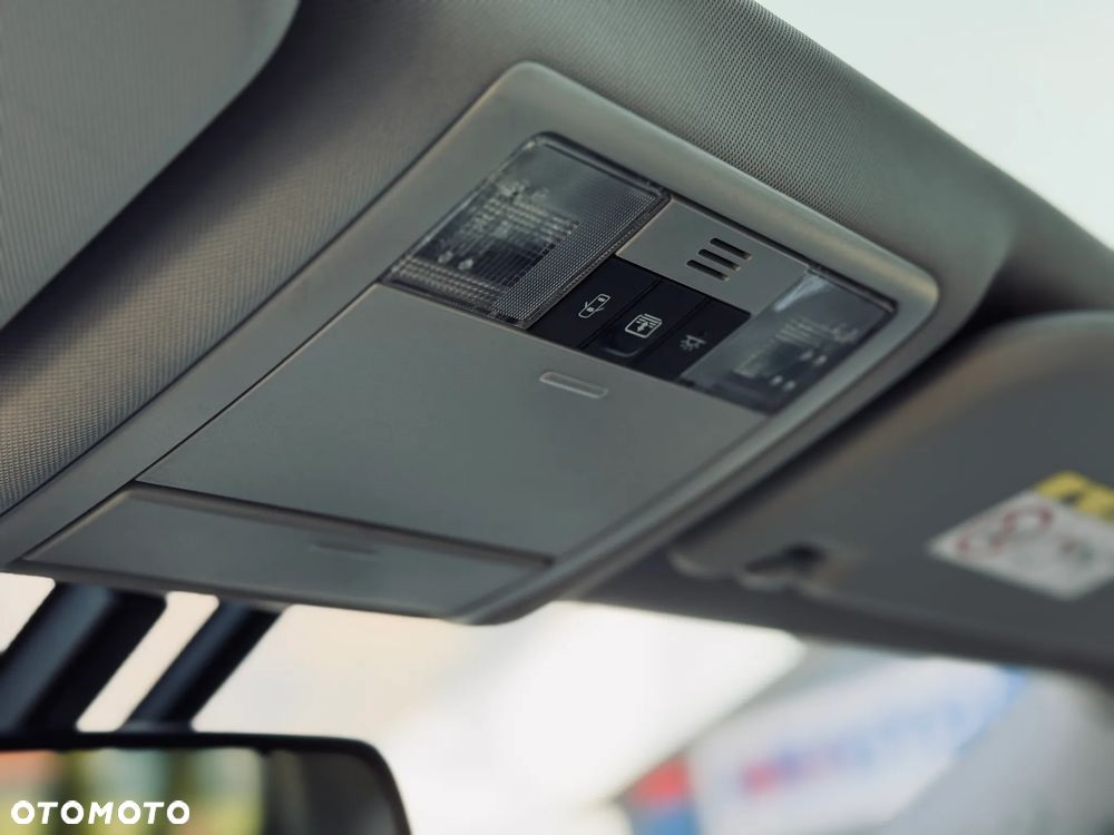 Toyota Verso 1.6 D-4D 5-Sitzer Start/Stop Skyview Edition - 38