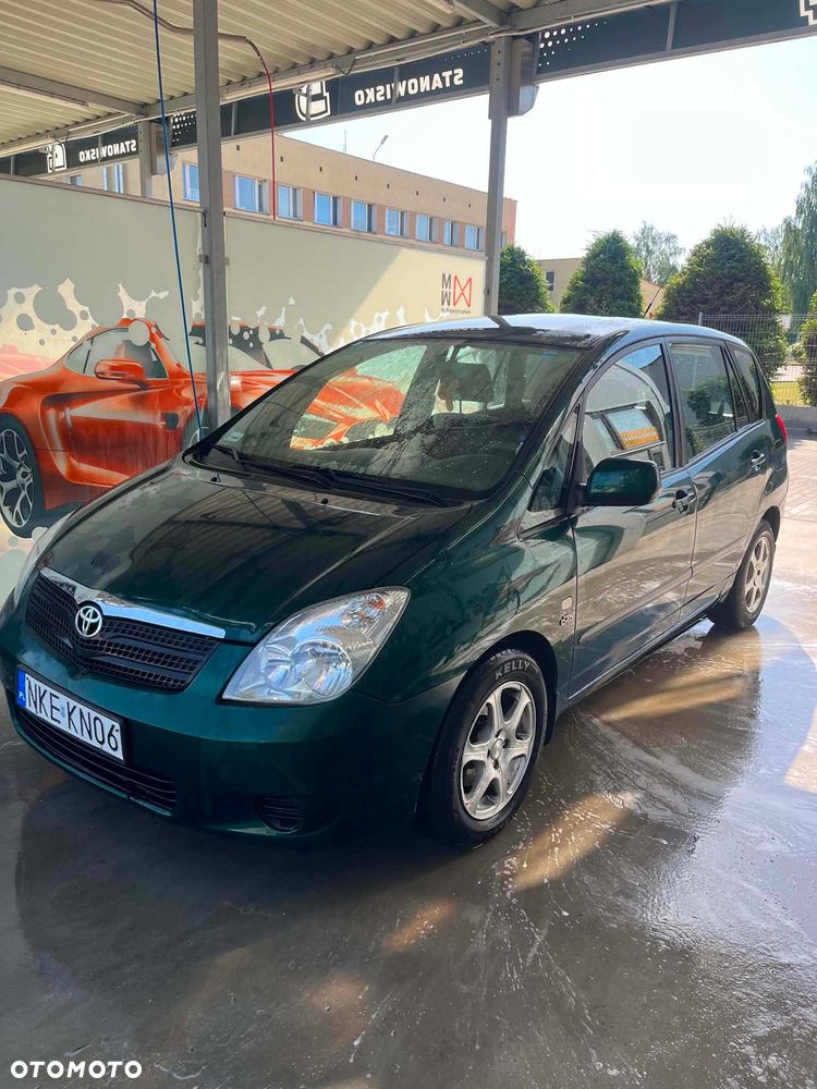 Toyota Corolla Verso - 1