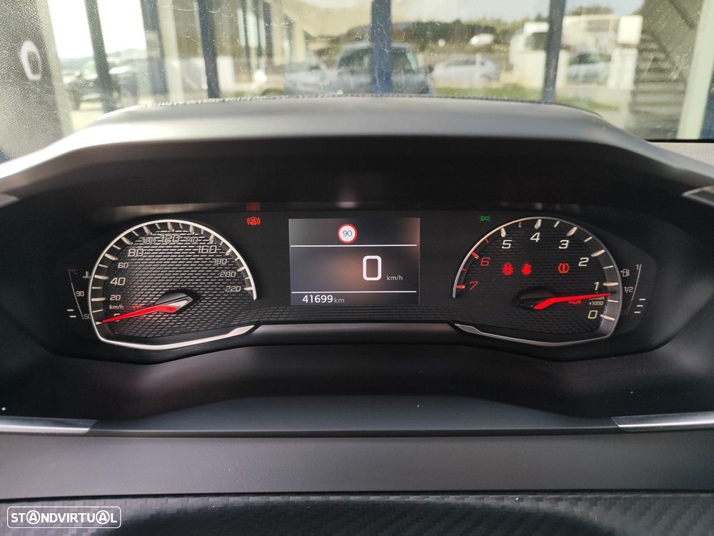 Peugeot 208 1.2 PureTech Active - 15