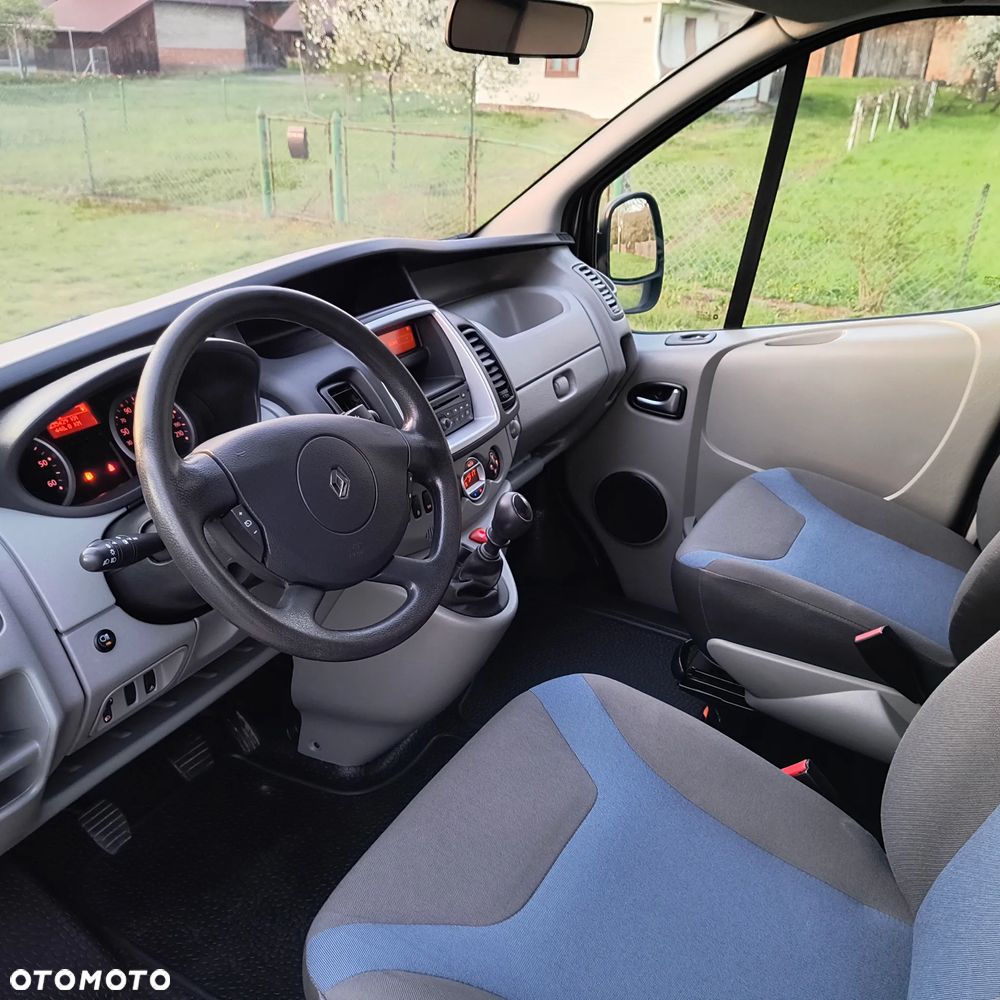 Renault Trafic - 22