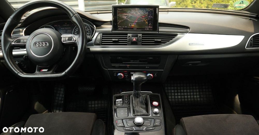 Audi A6 - 12