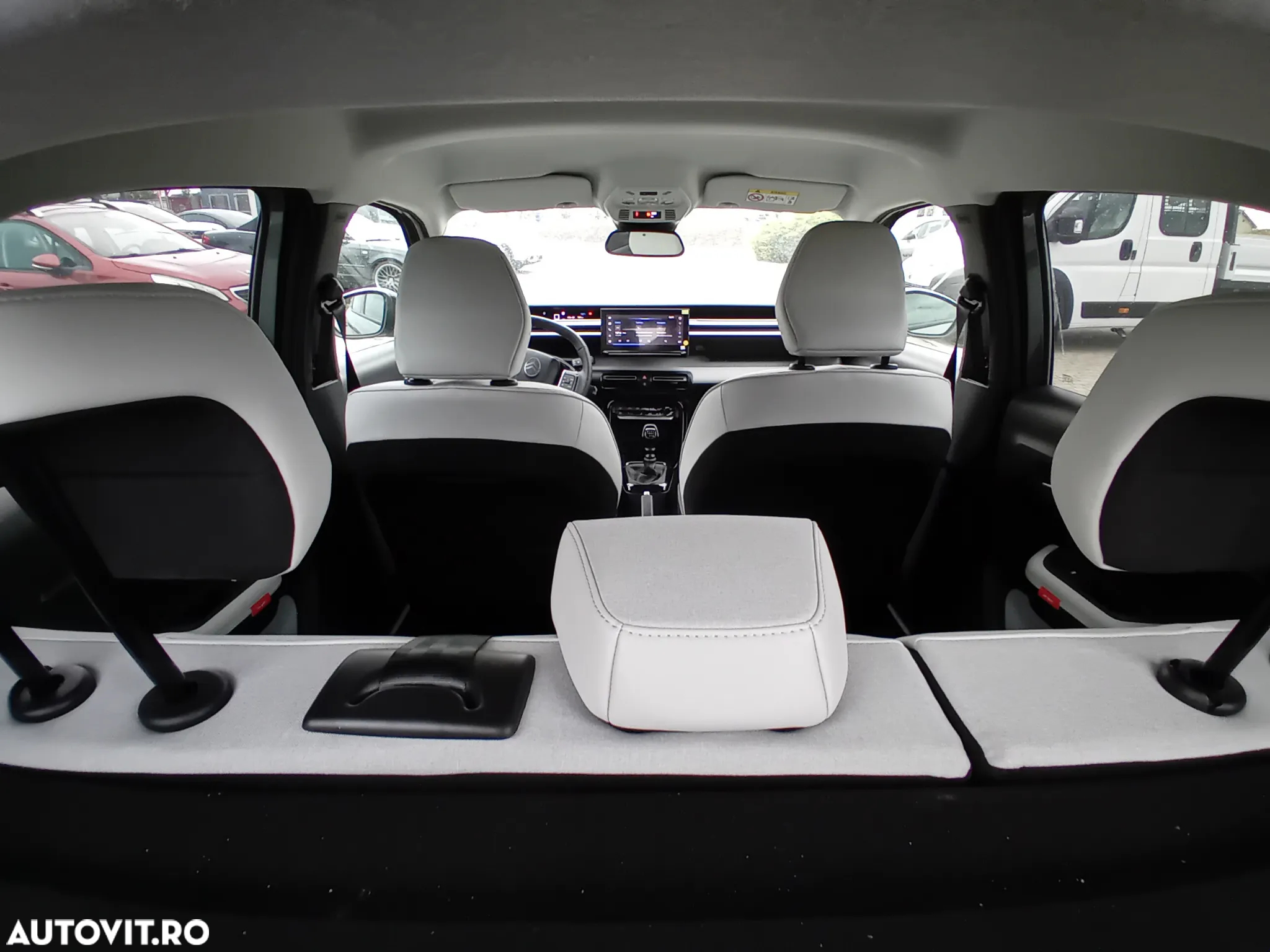 Citroën C3 1.2 PureTech 100 S&S BVM6 MAX - 12