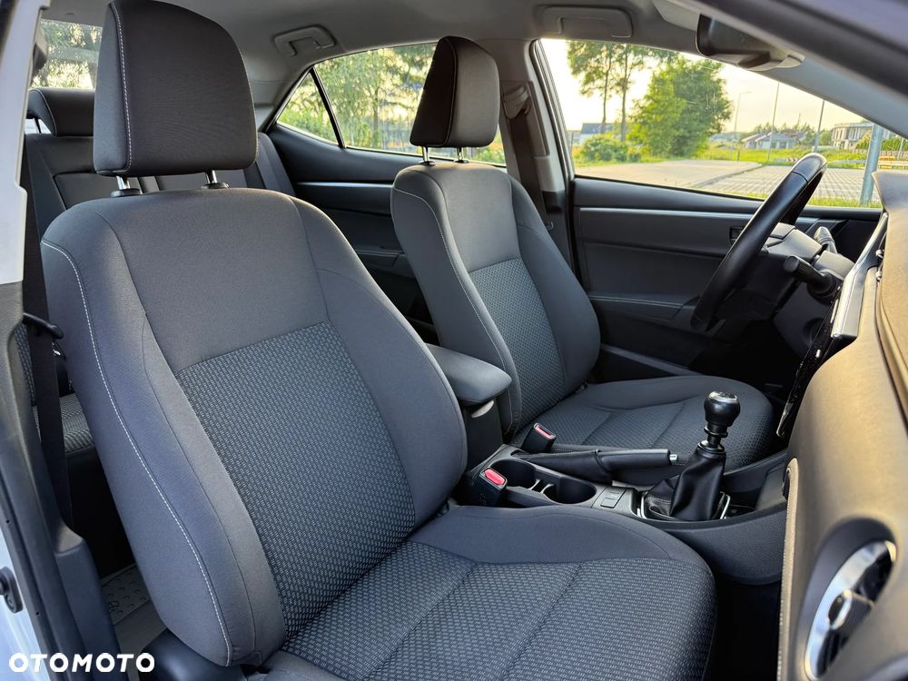 Toyota Corolla 1.6 Premium EU6 - 30