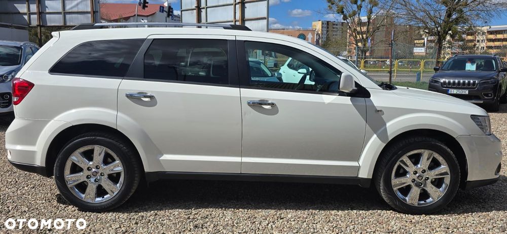 Fiat Freemont 2.0 Multijet 16V DPF Automatik Allrad Lounge - 5