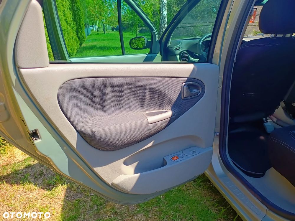 Renault Scenic 1.6 16V EXpression - 12