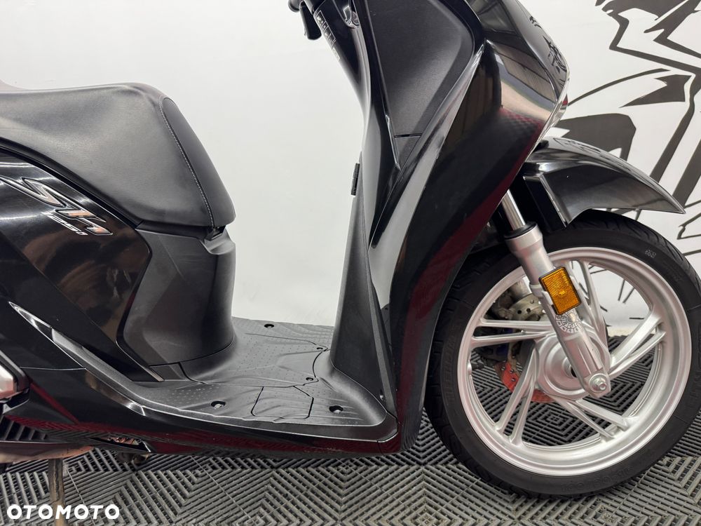 Honda SH - 32