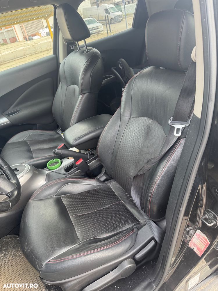 Nissan Juke 1.6 DIG-T ALL-MODE 4x4i CVT Tekna - 11