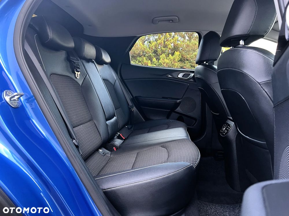 Kia XCeed 1.5 T-GDI OPF DCT7 JBL Sound Edition - 32