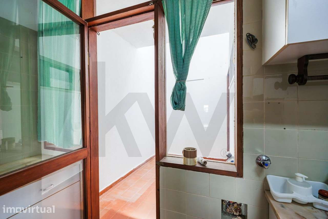 Moradia T3 com Excelente Potencial em Vila Nova de Santo André - Grande imagem: 5/52