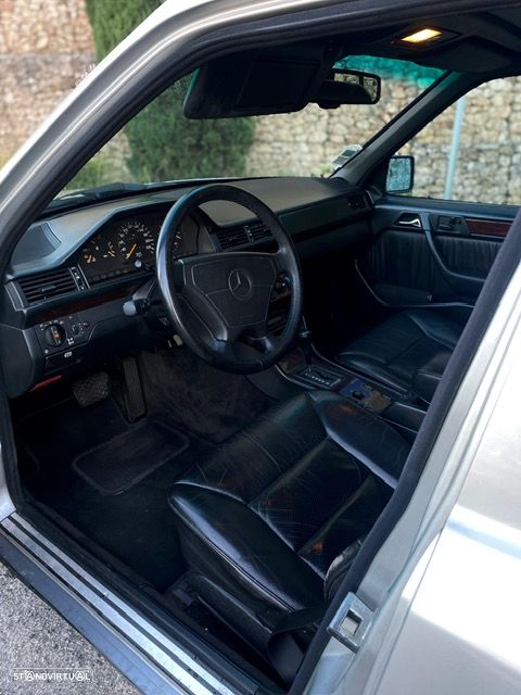 Mercedes-Benz W124 (1984-1997) 300 TD - 16