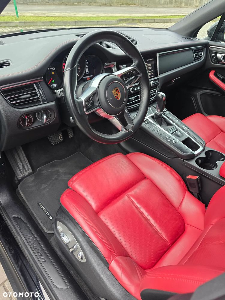 Porsche Macan - 3