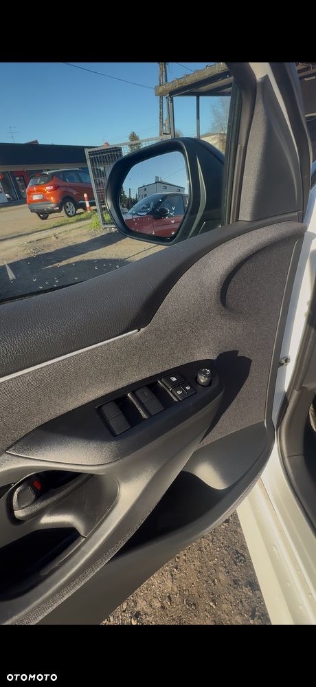Toyota Yaris Hybrid 1.5 Executive - 16