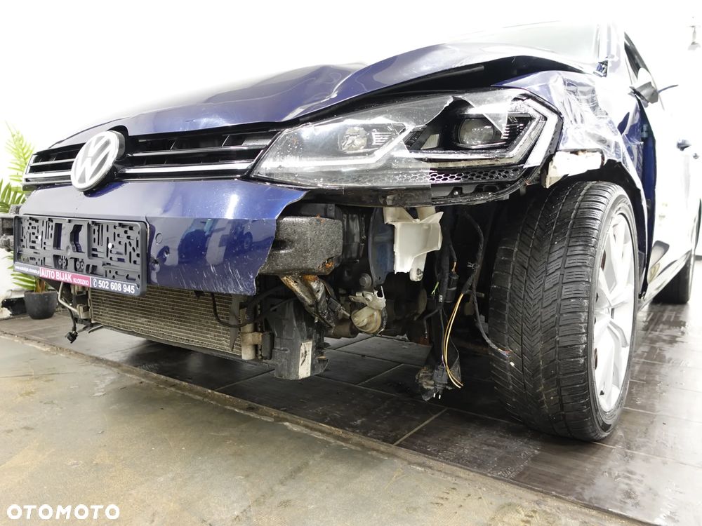 Volkswagen Golf 2.0 TDI SCR Highline - 19