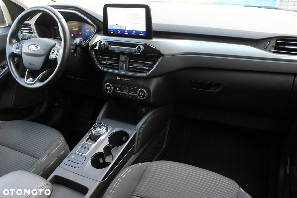 Ford Kuga 2.5 Duratec FHEV TITANIUM - 31