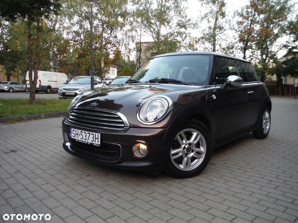 Mini One 2012 photo 2