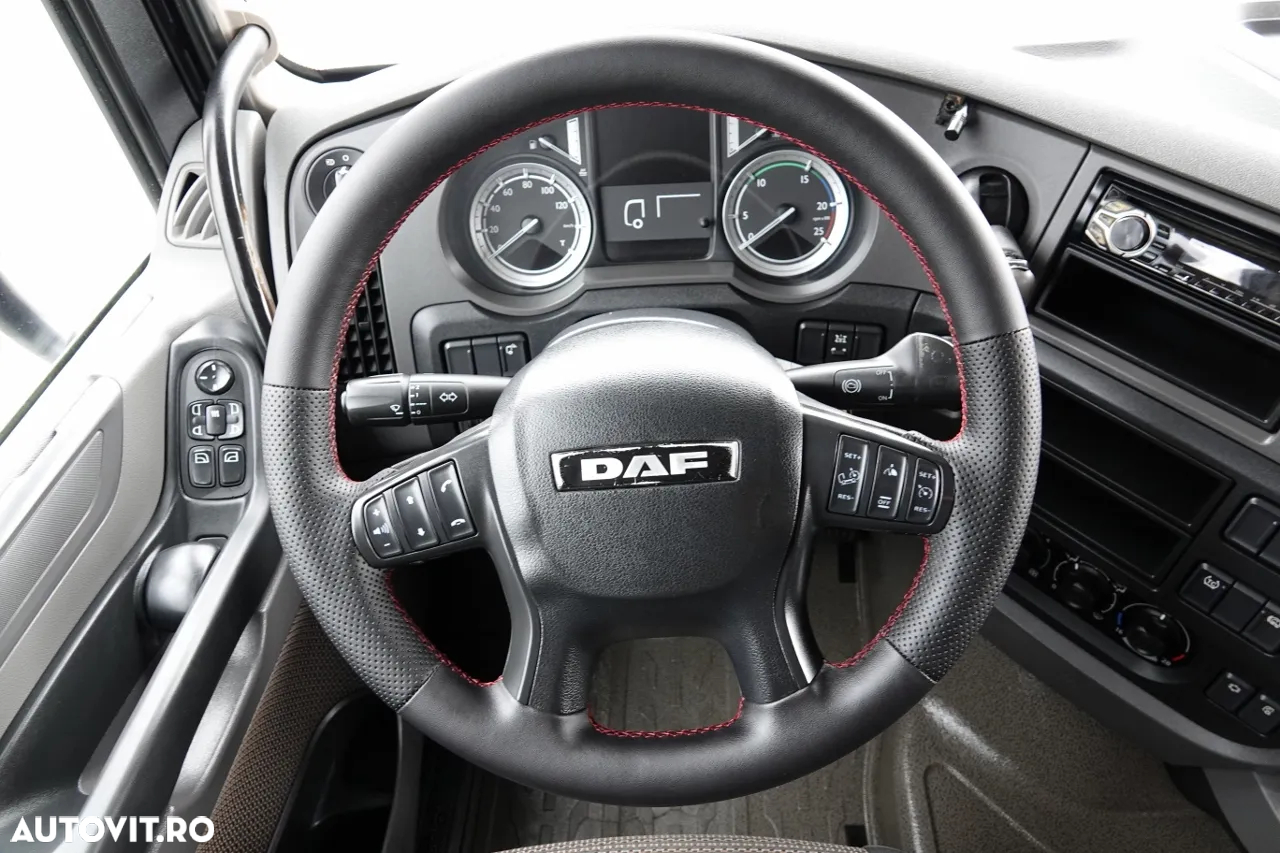 DAF XF 460 / HIDRAULICĂ / SUSPENDERE ÎNALTĂ / PNEURI 100% / JANTE ALIE / IMPORTAT - 26