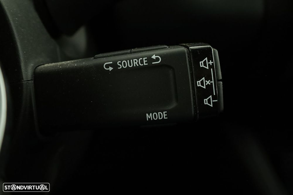 Renault Captur 1.0 TCe Techno Bi-Fuel - 17