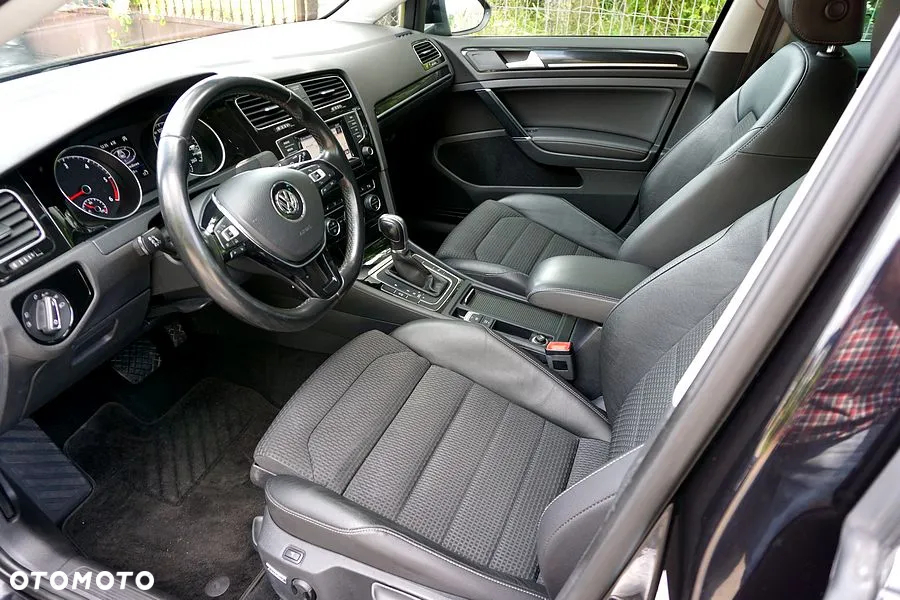 Volkswagen Golf VII 1.6 TDI BMT Highline DSG - 25