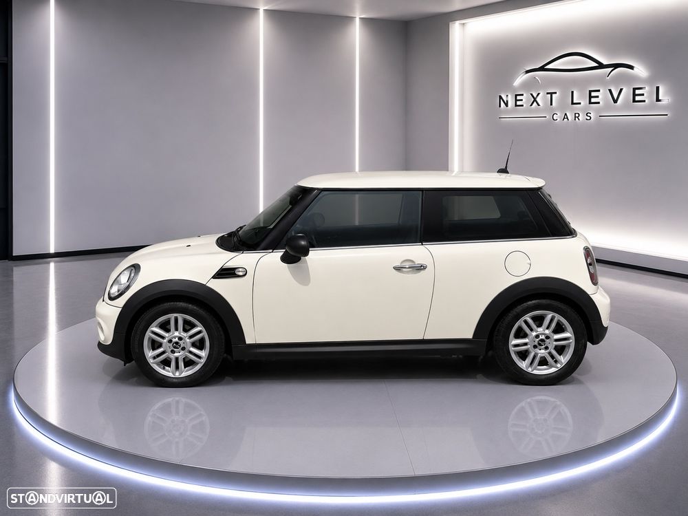 MINI 3 Portas Cooper D - 3