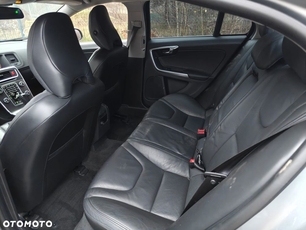 Volvo S60 T6 AWD Geartronic Momentum - 7