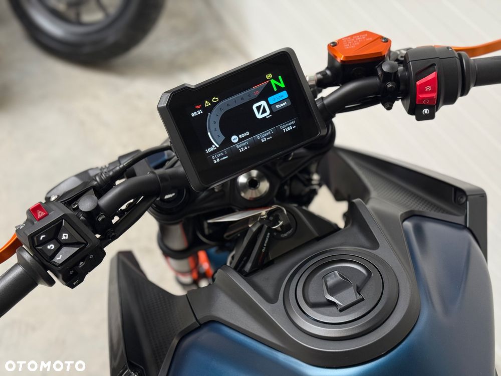 KTM Duke - 28