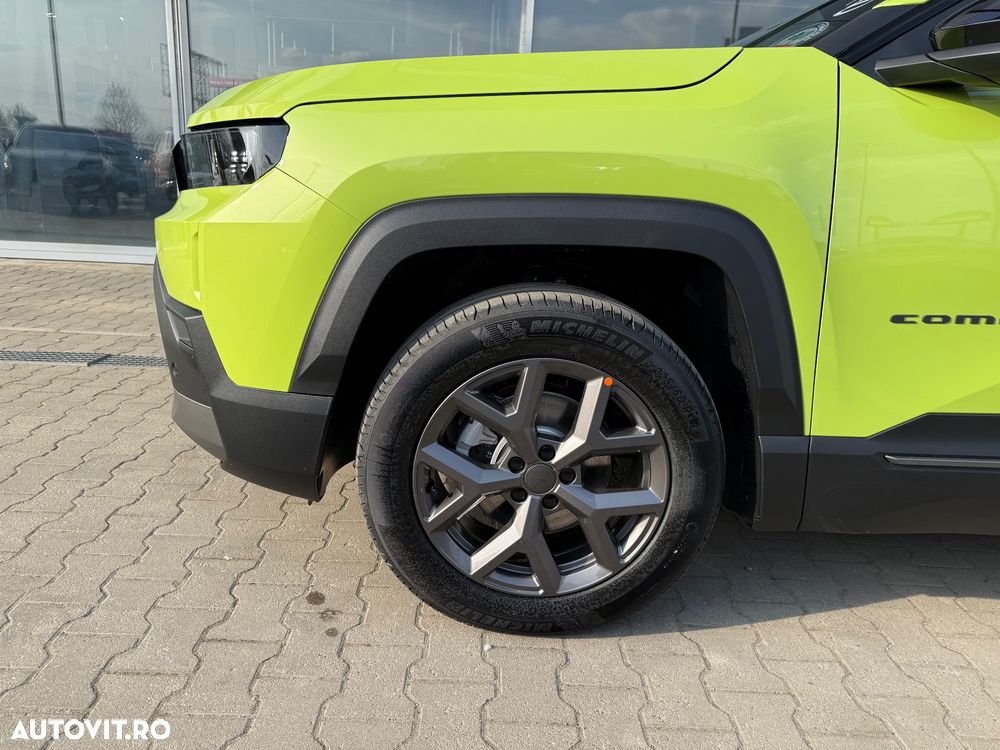 Jeep Compass - 12