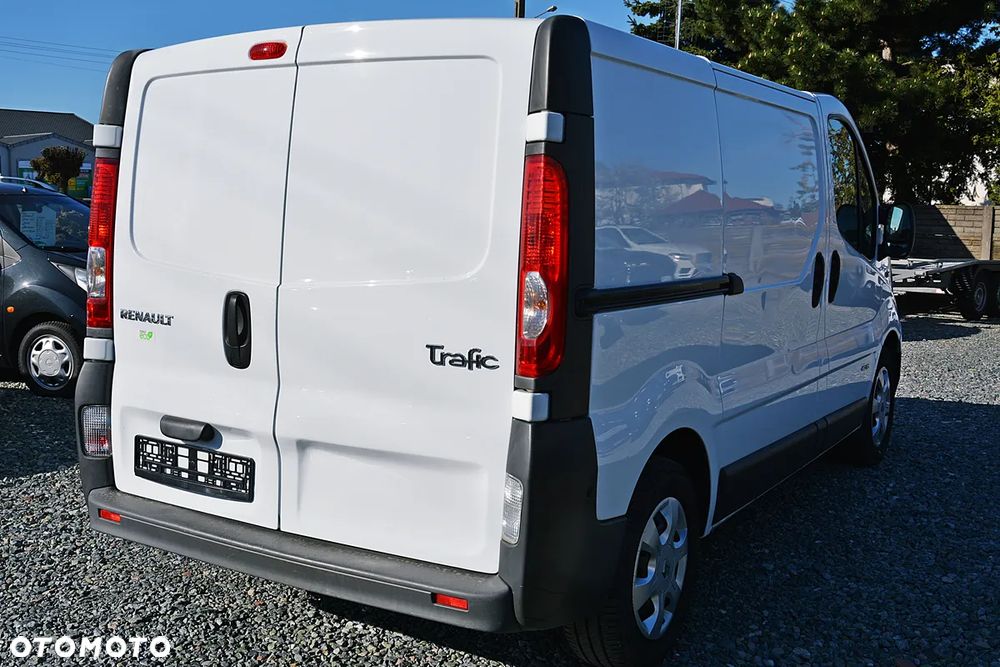 Renault Trafic - 12