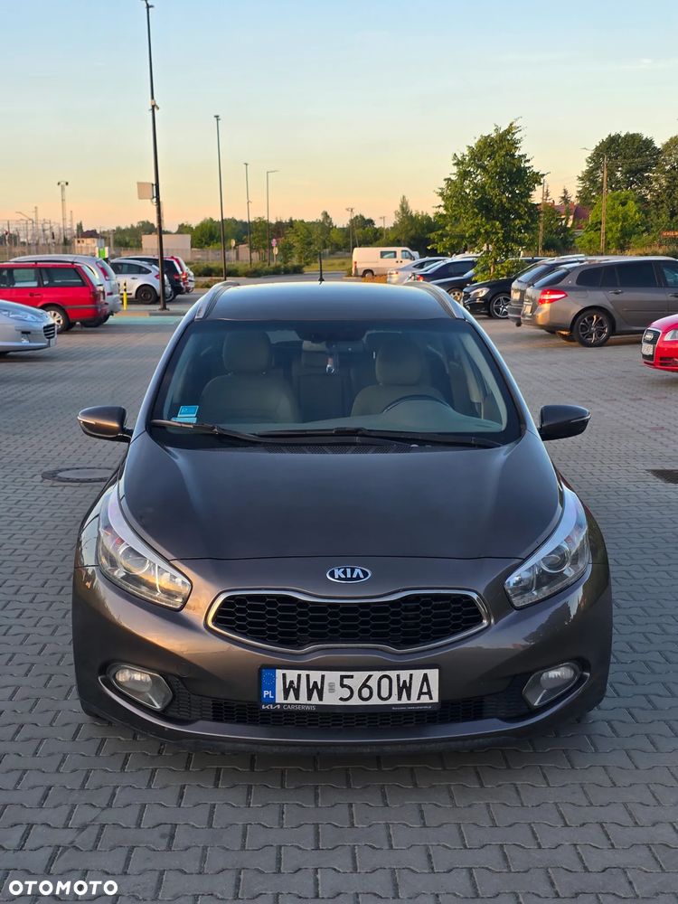 Kia Ceed - 9