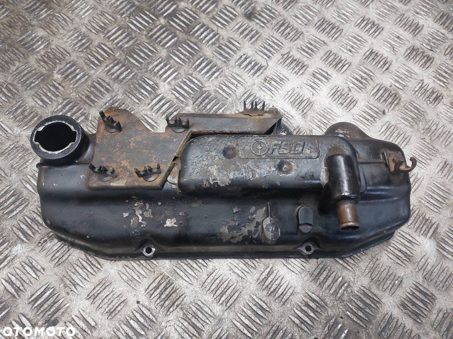 POKRYWA ZAWORÓW FSO POLONEZ ATU 1.6 8V AK132 - 1