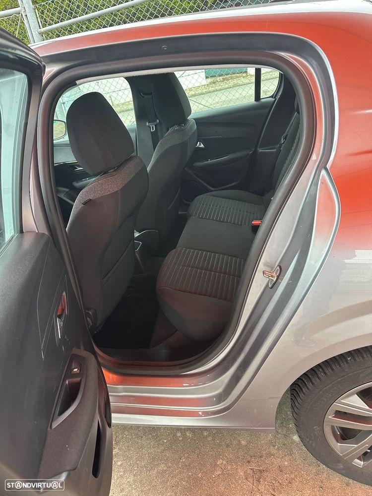 Peugeot 208 1.2 PureTech Allure Pack - 15