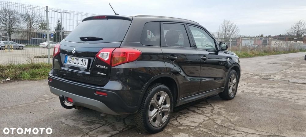 Suzuki Vitara 1.6 DDiS (4x4) Allgrip Comfort+ - 3