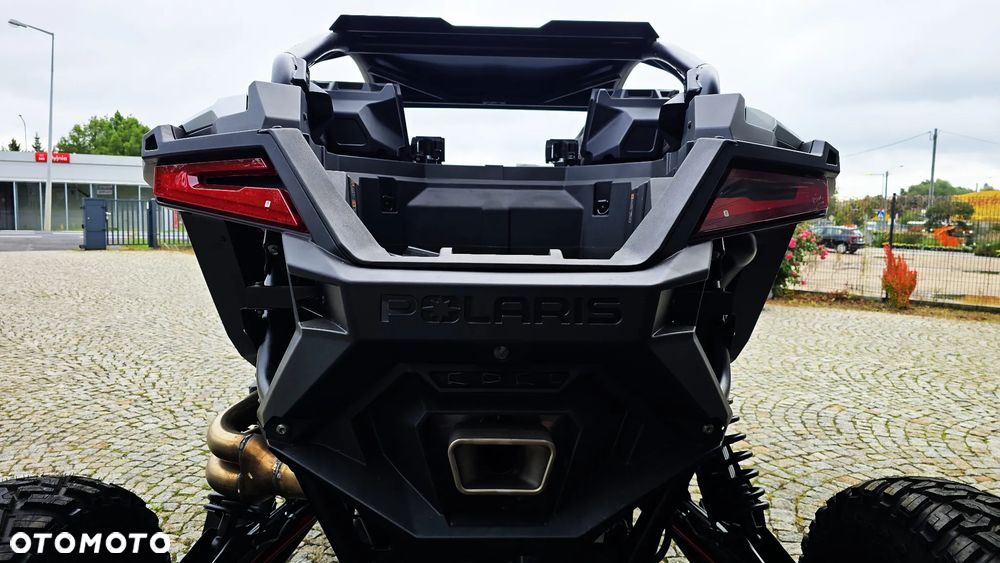 Polaris RZR - 22