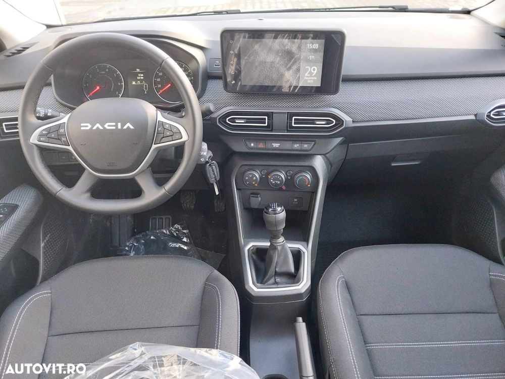 Dacia Logan ECO-G 100 MT6 Expression - 3