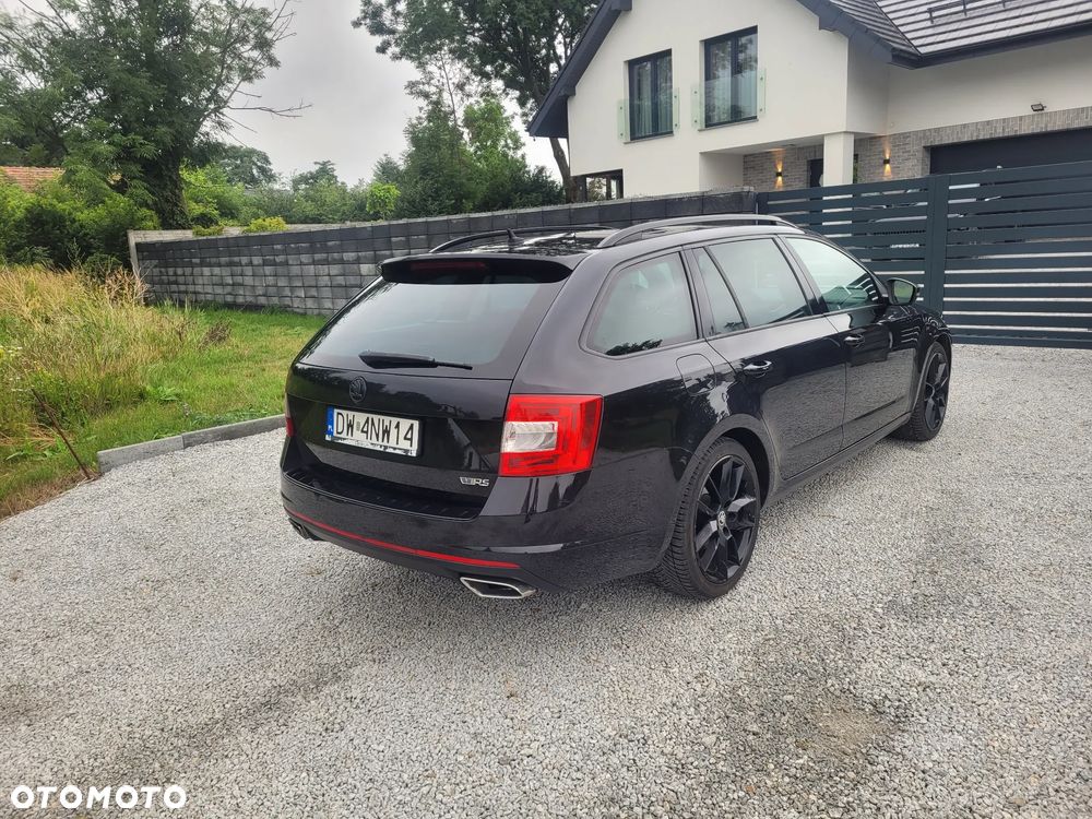 Skoda Octavia 2.0 TDI RS Challenge DSG - 4