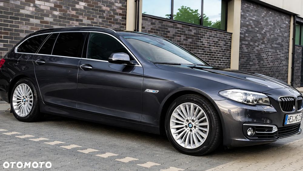 BMW Seria 5 525d Luxury Line - 18