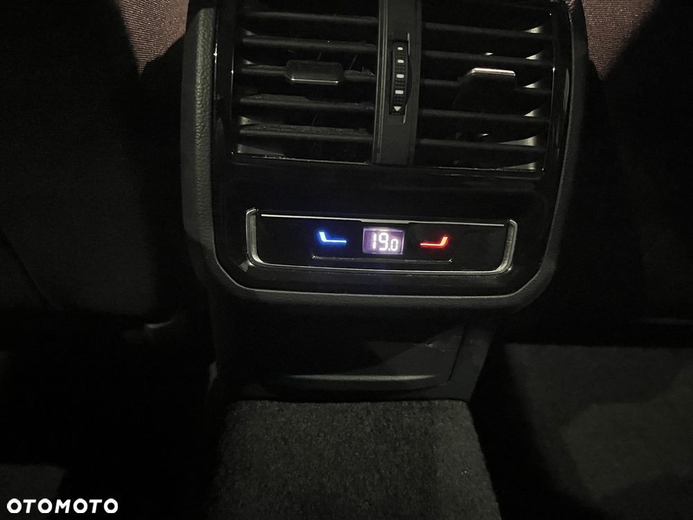 Volkswagen Passat Variant 1.5 TSI EVO Business DSG - 18