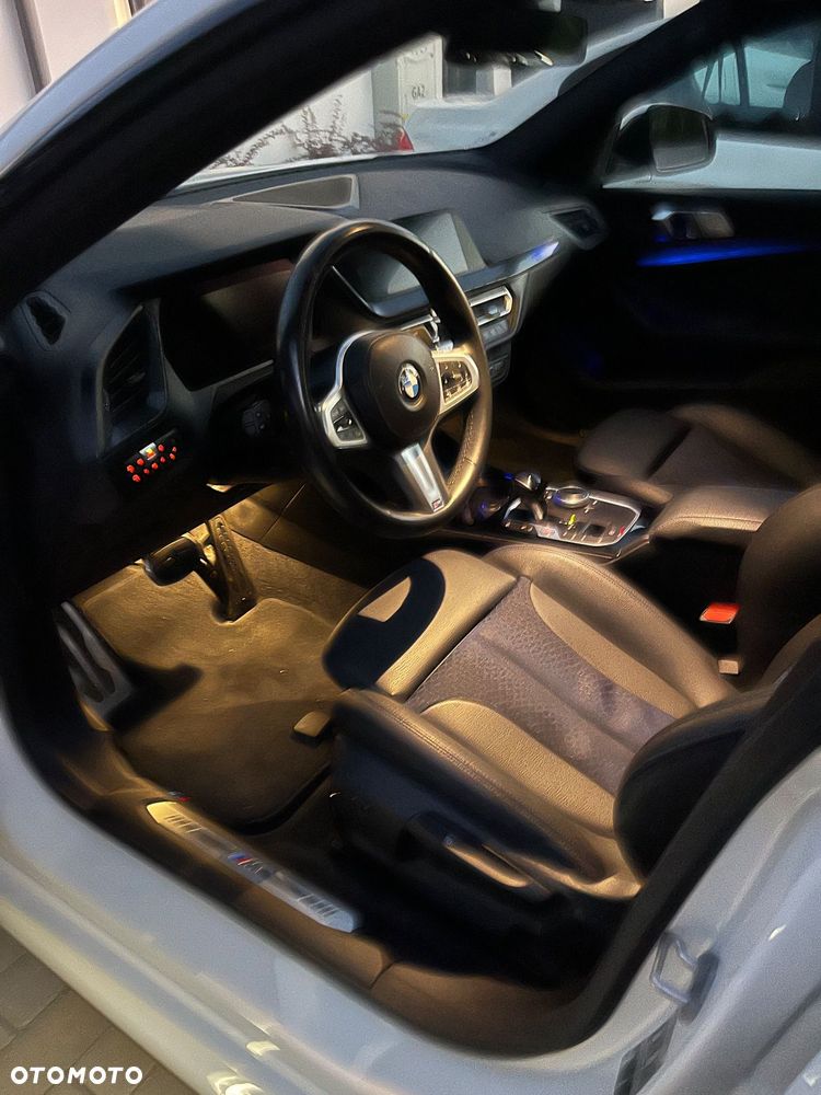 BMW Seria 2 218i M Sport - 4