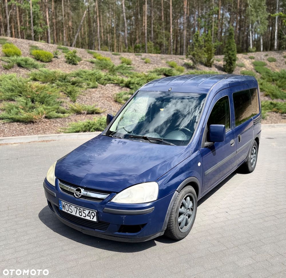 Opel Combo Tour Cosmo - 1