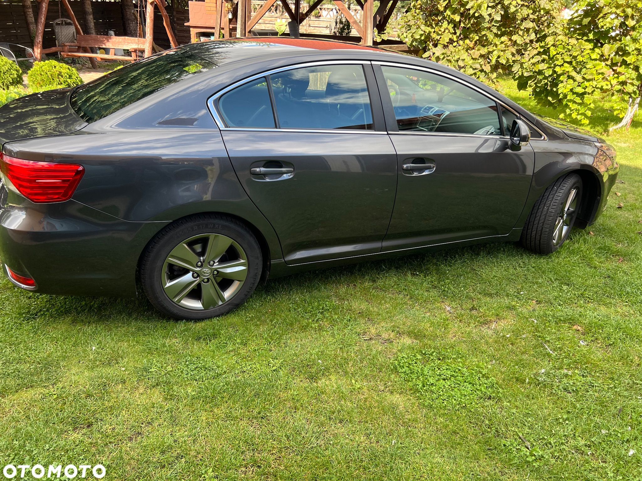 Toyota Avensis 1.8 Prestige - 1