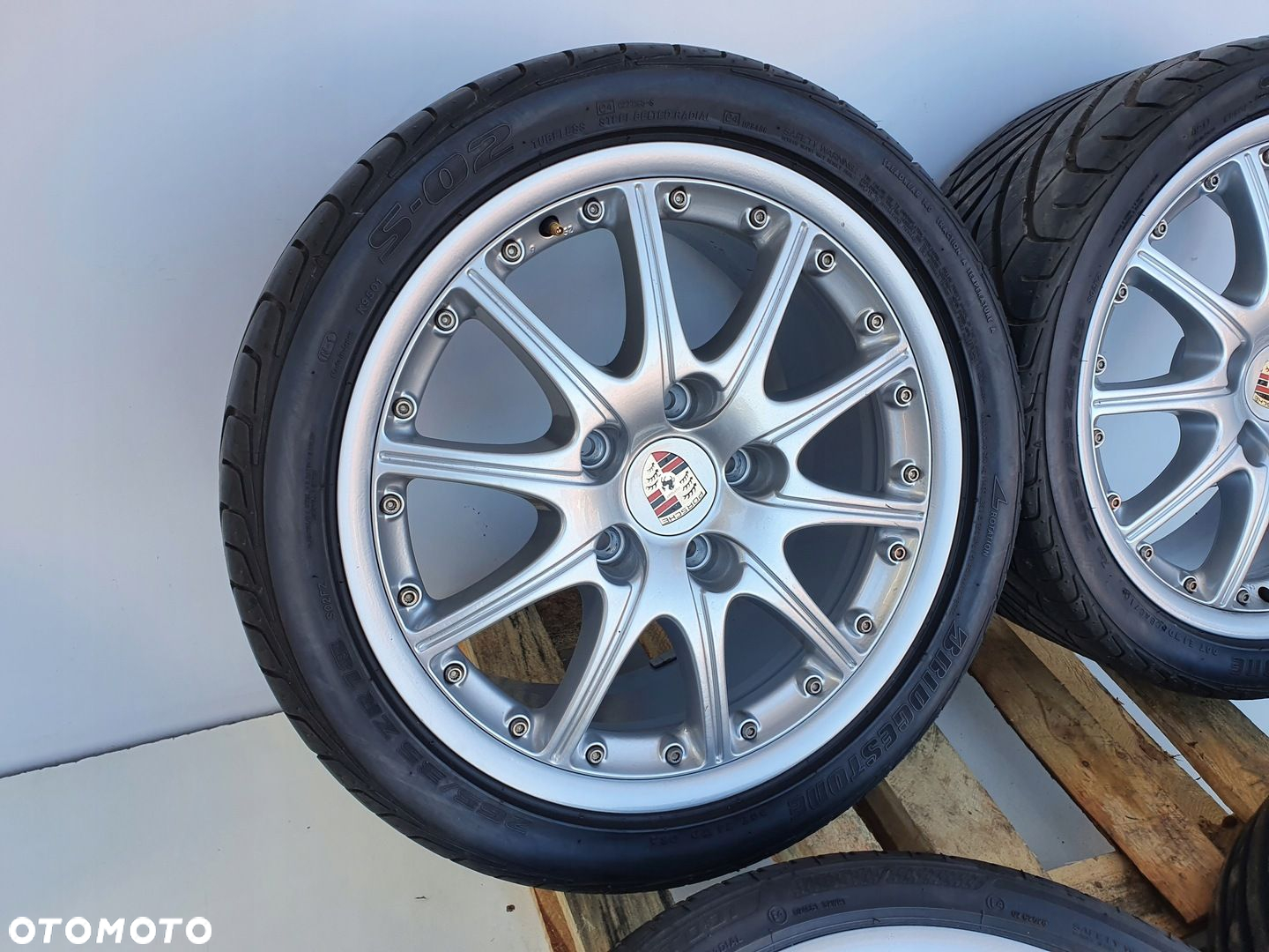 Porsche Boxster 986 911 996 997 KOŁA FELGI BBS R18 - 3