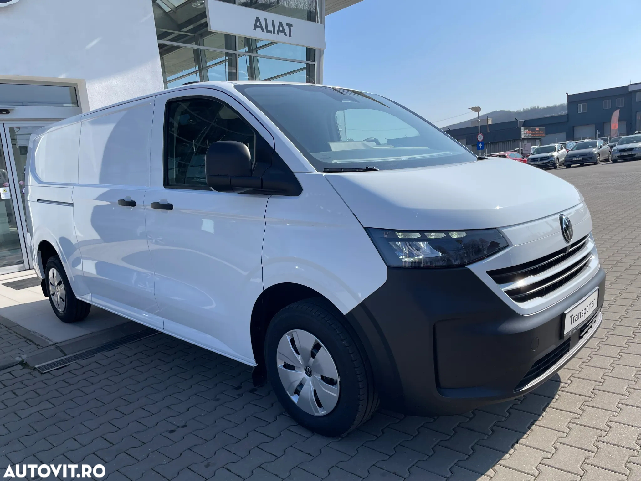 Volkswagen Transporter - 2