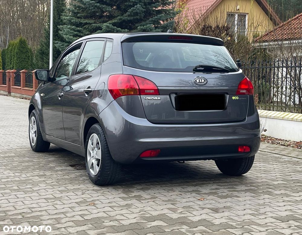 Kia Venga 1.4 CVVT Edition 7 - 12