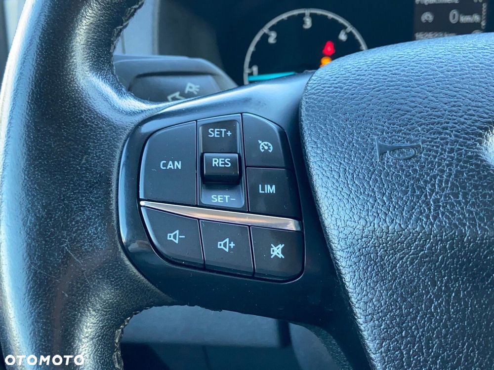 Ford transit-custom - 17