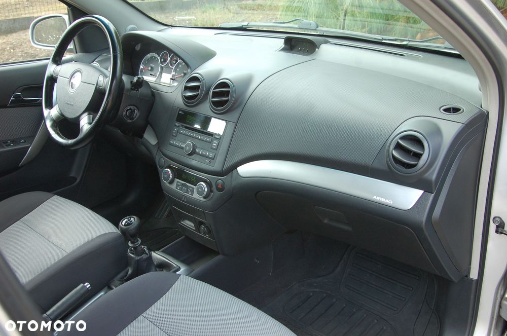 Chevrolet Aveo 1.4 16V LT - 7