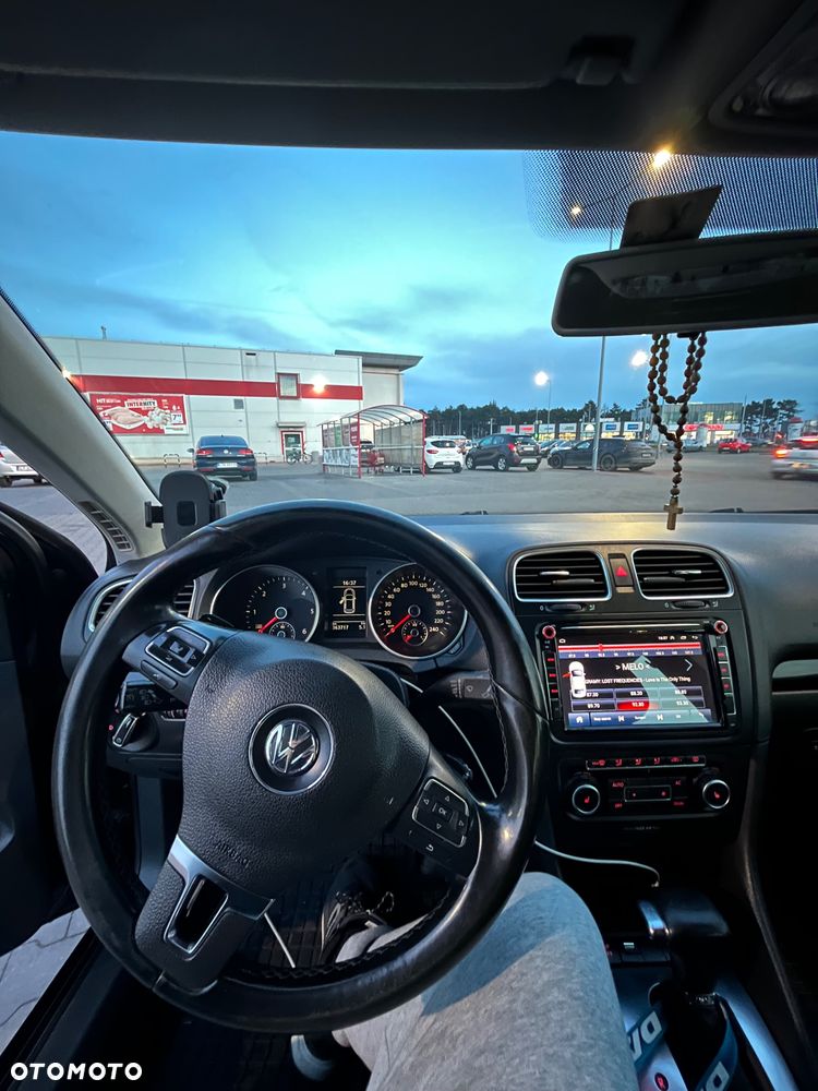 Volkswagen Golf VI 2.0 TDI Comfortline DSG - 16