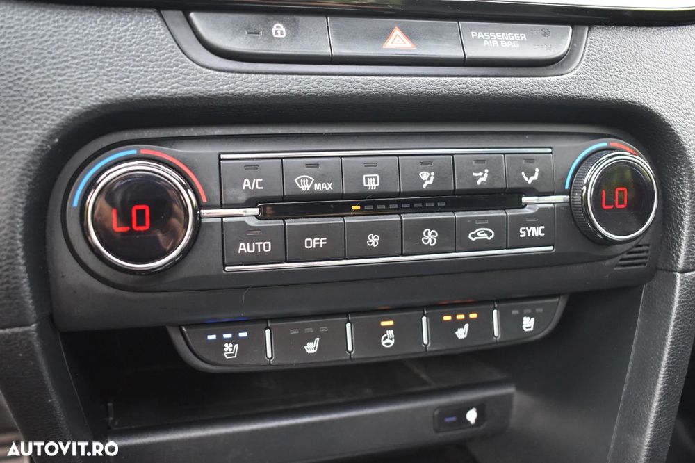 Kia XCeed 1.6 CRDi DCT7 PLATINUM EDITION - 18