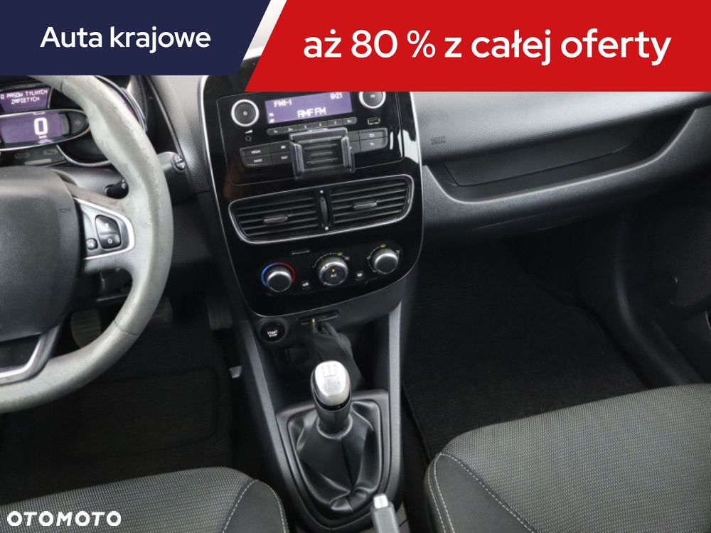 Renault Clio - 10