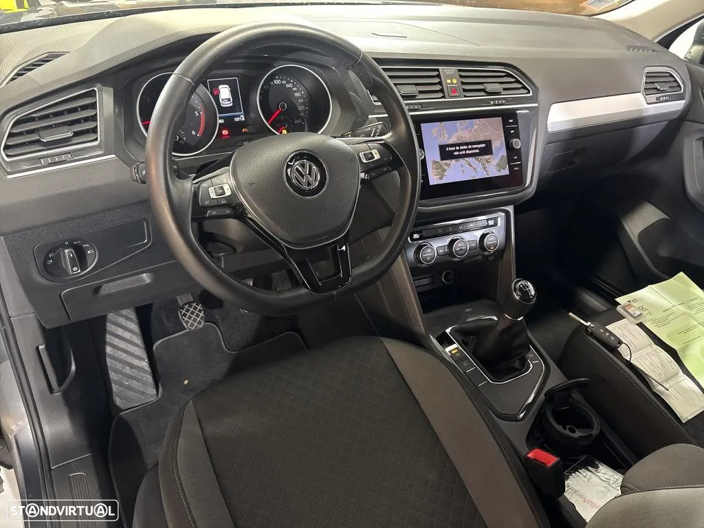 VW Tiguan 1.6 TDI Confortline - 10