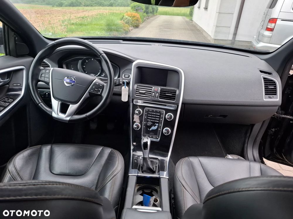 Volvo XC 60 D3 Inscription - 4
